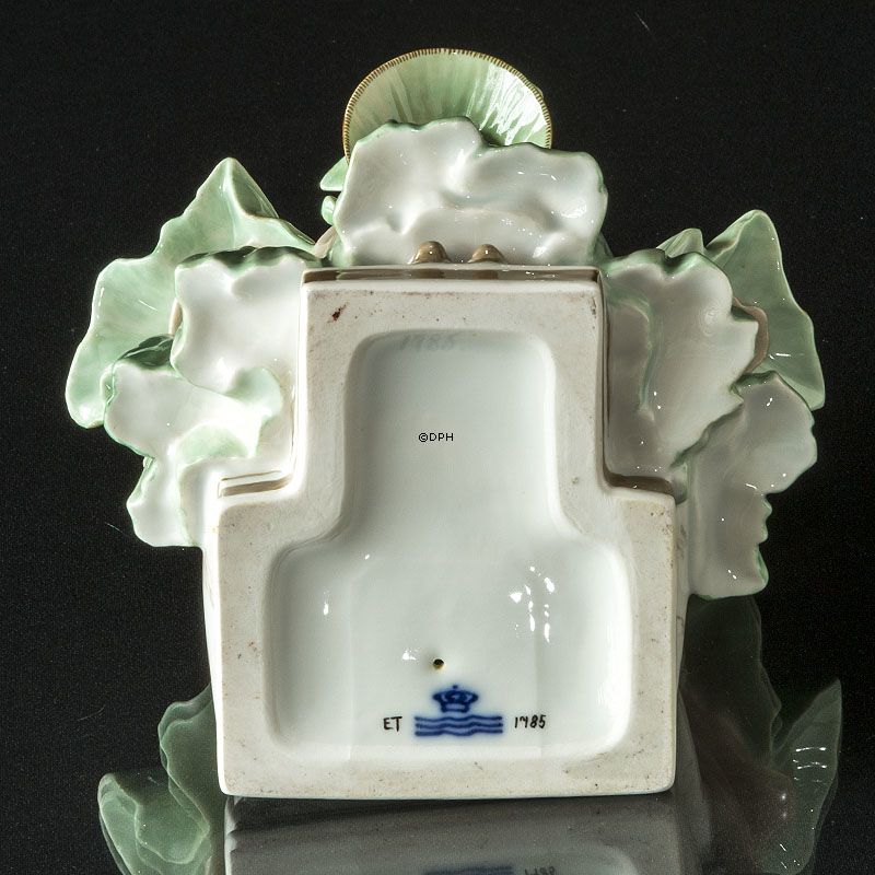 Sitzende Frau mit Rosen, Royal Copenhagen Figur Nr. 1785 (Sehr selten)