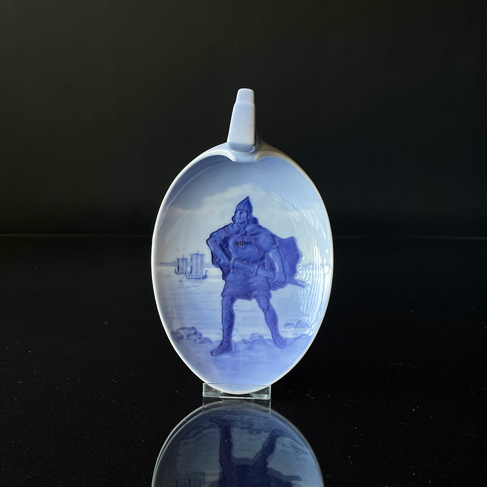 Schale mit Wikinger, Royal Copenhagen Nr. 187