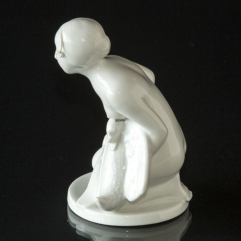 Leda mit Schwan, Mädchen, Royal Copenhagen Figur Nr. 1875 (signiert Private - Gunhil Gunnarson White / Blanc de Chine