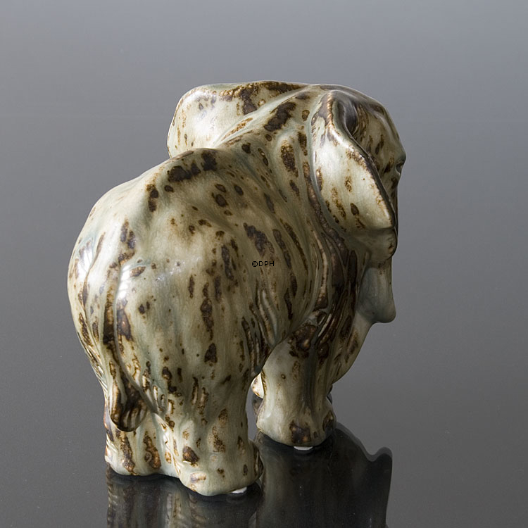 Elefant stehend, Royal Copenhagen Steingut Figur Nr. 20198