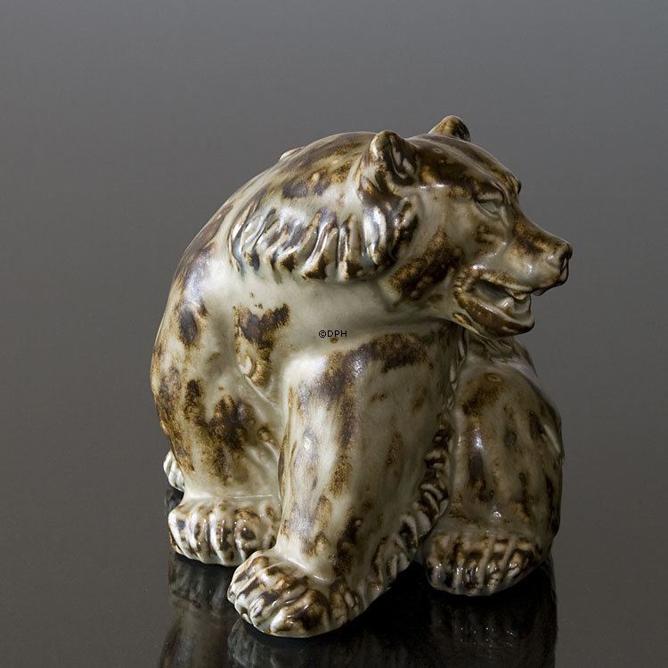 Bär, sitzend, Royal Copenhagen Steingutfigur Nr. 20206