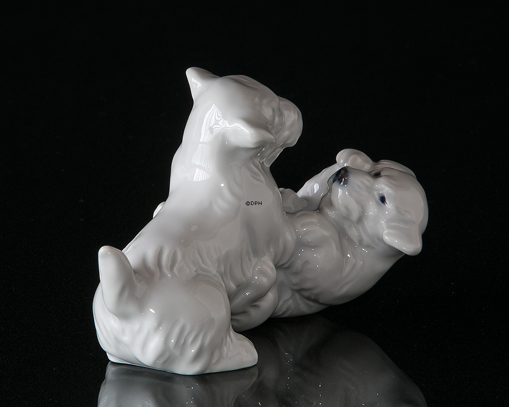 Spielende Sealyham Hunde Royal Copenhagen Hundefigur Nr. 20231