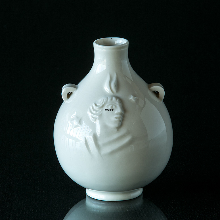 Royal Copenhagen White Vase unterzeichnet Jais Nielsen Nr. 20569