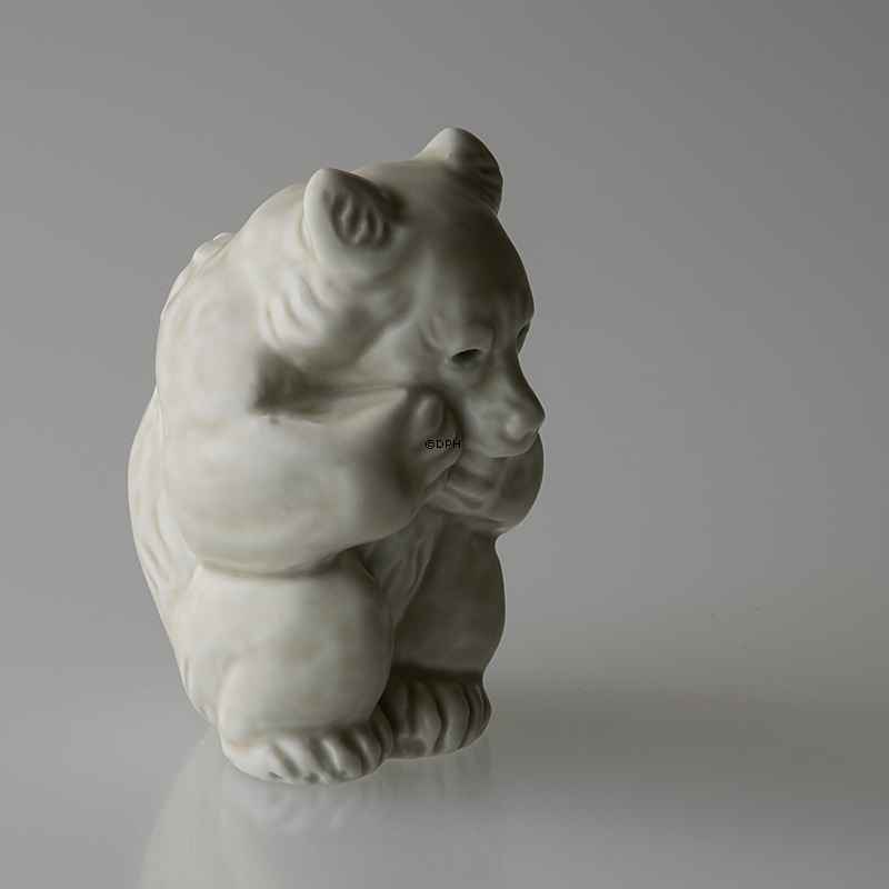 Weißes Eisbärjunges, Royal Copenhagen Steingutfigur Nr. 21435