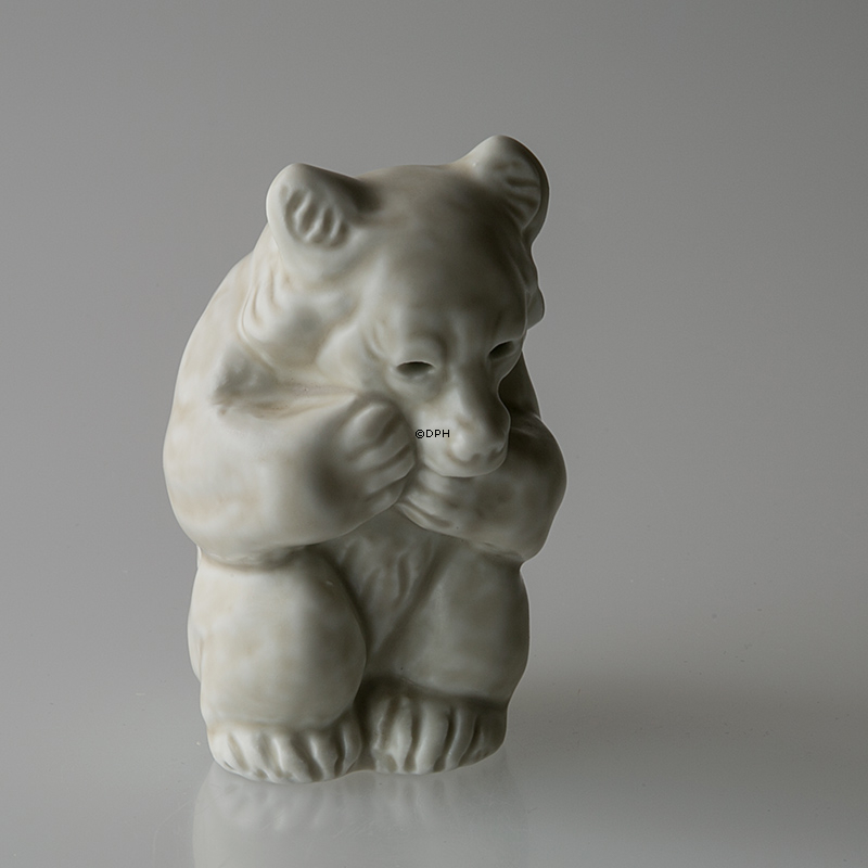Weißes Eisbärjunges, Royal Copenhagen Steingutfigur Nr. 21435