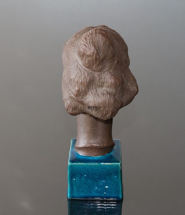 Steingut, Royal Copenhagen Nr. 21816, Frauenbüste, Frau Figur Nana. Entworfen von Johannes Hedegaard,