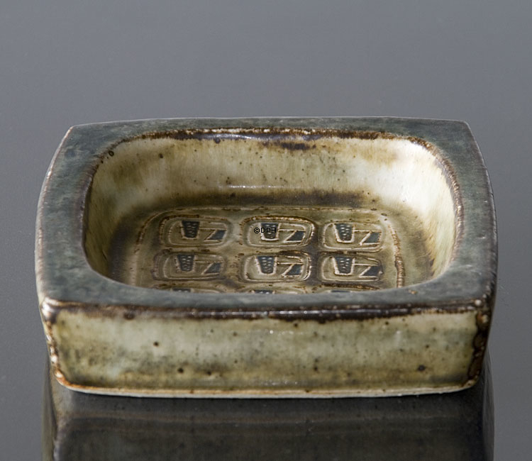 Quadratische Steingutschale mit Mustern, Royal Copenhagen Nr. 21872