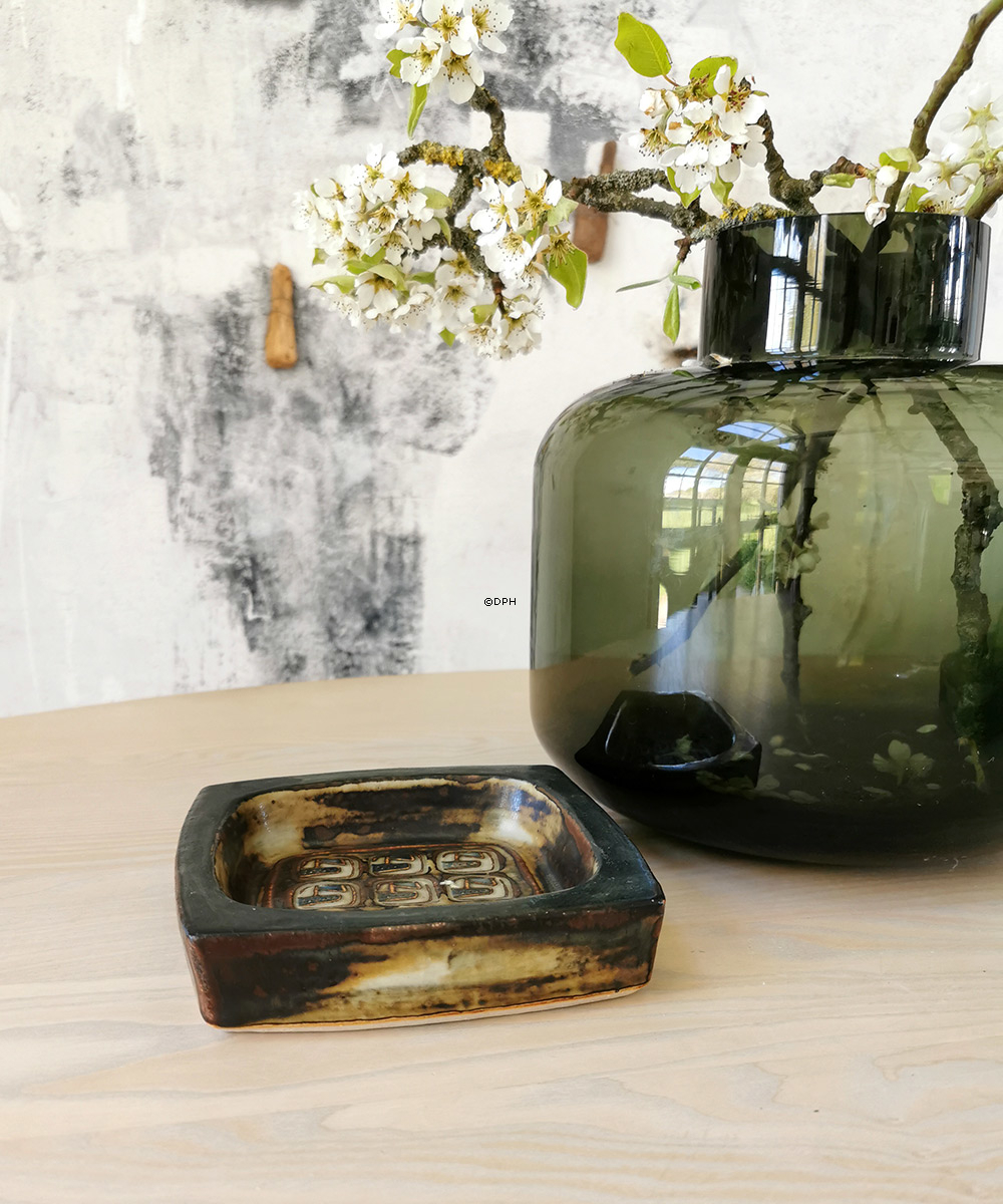 Quadratische Steingutschale mit Mustern, Royal Copenhagen Nr. 21872