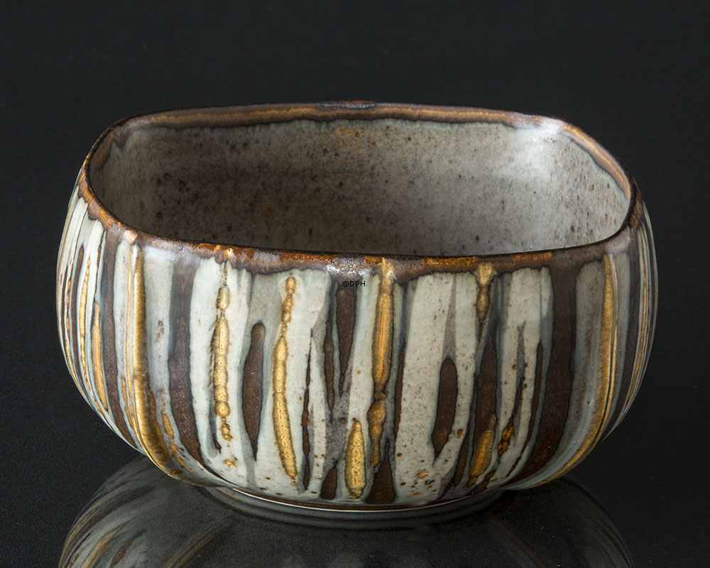 Steingutschale mit Mustern, Royal Copenhagen Nr. 22563