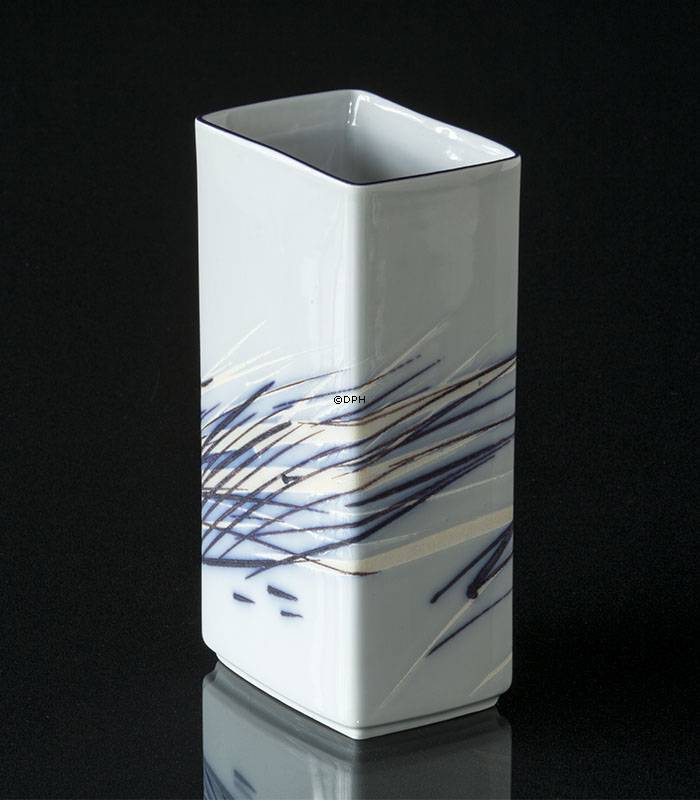 Weiße Vase mit Binsen, Royal Copenhagen Nr. 22785