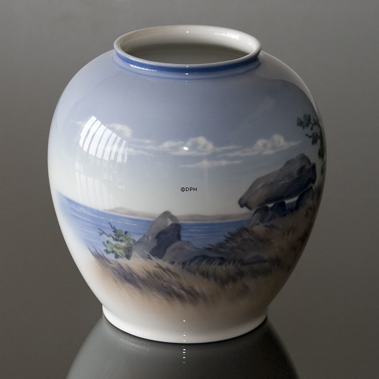 Vase mit Landschaft, Royal Copenhagen Nr. 2316-35-5