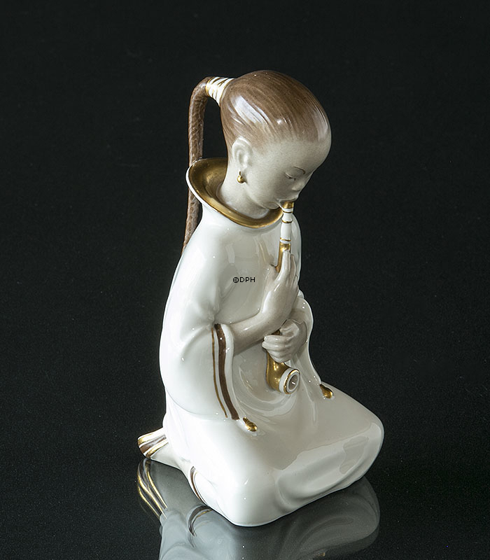 Chinesischer Opium Smoker, Aufglasur, weiß mit Gold Nr. 2342