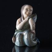 Meerjungfrau hält Fisch liebevoll, Royal Copenhagen Figur