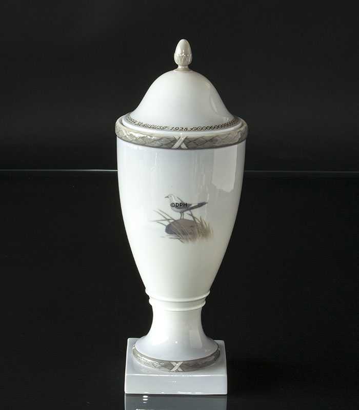 Große Vase mit Deckel, Royal Copenhagen Nr. 2380-2420 Inschrift: 30. August 1878 - 30. August 1928