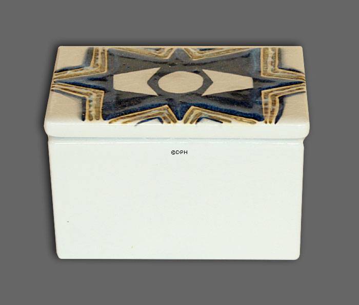 Schüssel mit Deckel, Royal Copenhagen Nr. 24B-3179