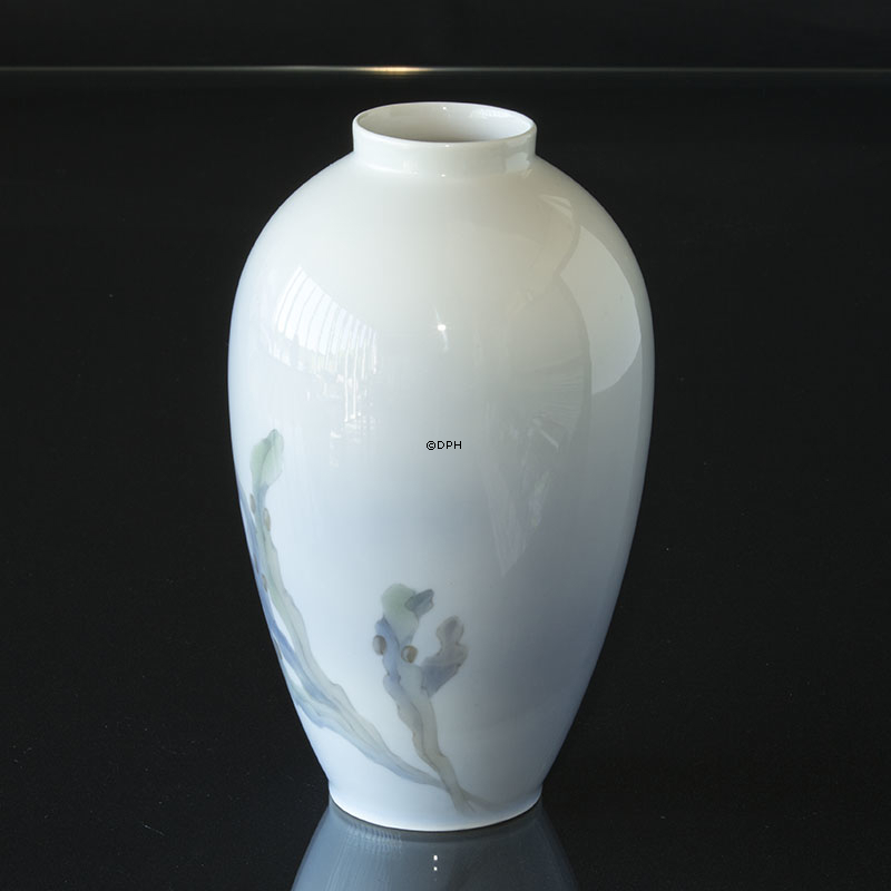 Vase mit Forelle und Blasentang, Royal Copenhagen Nr. 258-47D
