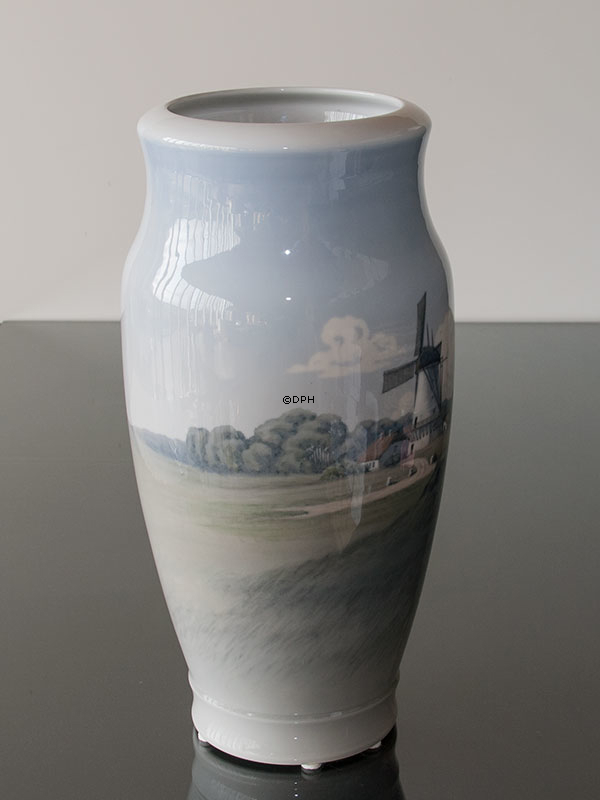 Vase mit Landschaft und Windmühle, Royal Copenhagen Nr. 2634-131