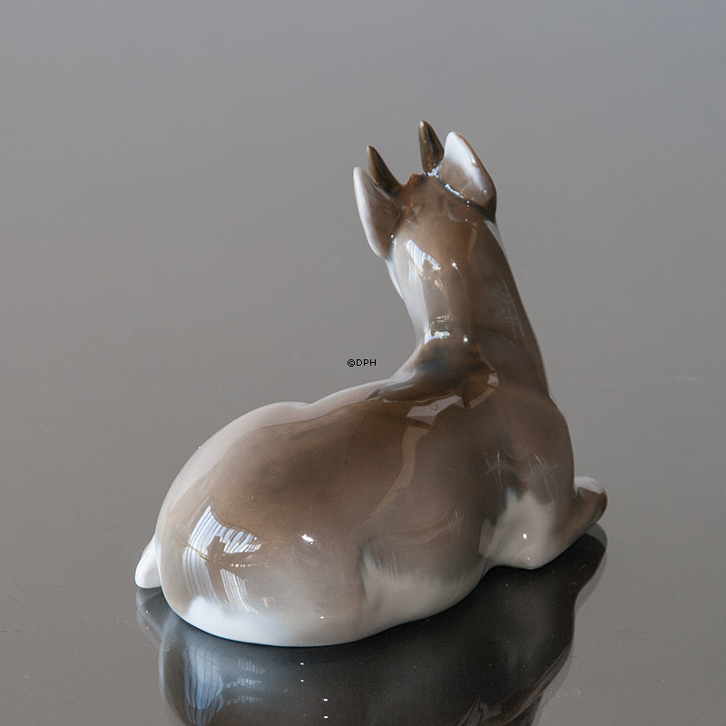 Kitz mit dem Kopf nach unten, Royal Copenhagen Figur Nr. 2648