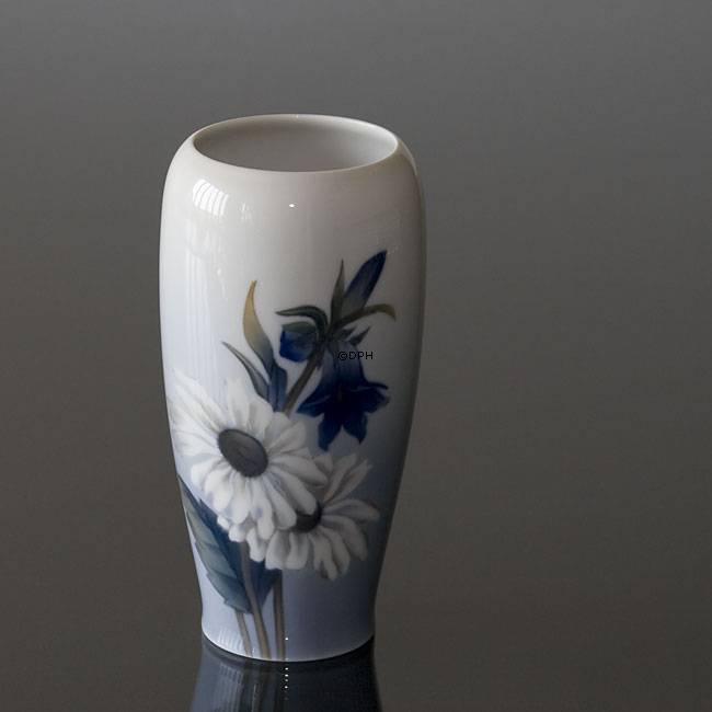 Vase mit Marguerite und Glockenblume, Royal Copenhagen Nr. 2651-235