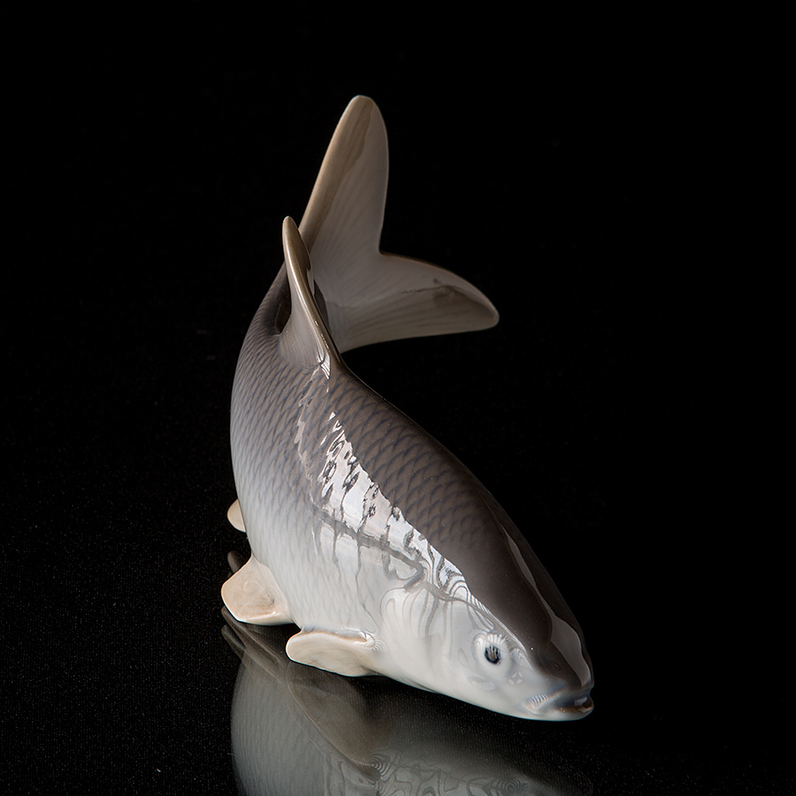 Rotauge, Royal Copenhagen Fischfigur Nr. 2675