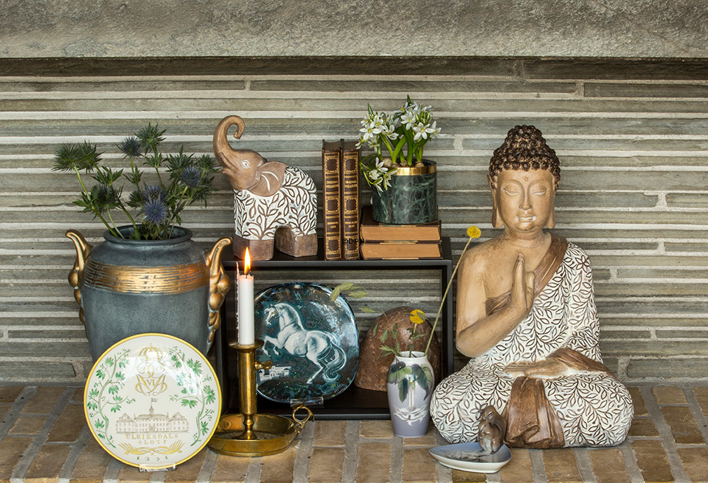 Vase mit hängender Blume, Royal Copenhagen Nr. 2687-88-A oder 2687-88A