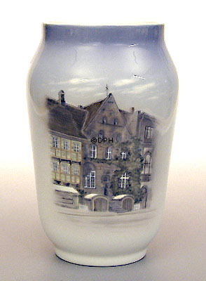 Vase mit Stadtlandschaft, Royal Copenhagen Nr. 2754-1217