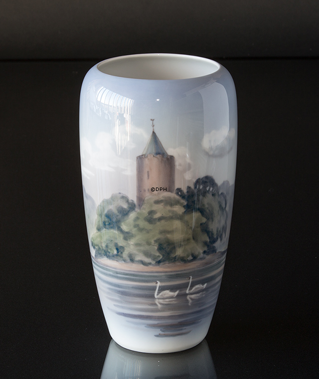 Vase mit dem Gänsesturm in Vordingborg, Royal Copenhagen Nr. 2757-1049