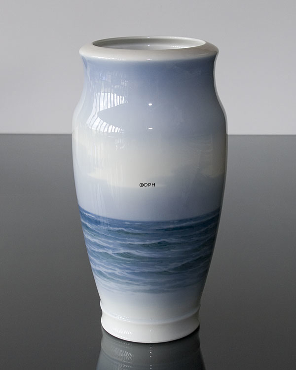 Vase mit Meerblick, Royal Copenhagen Nr. 2764-2040