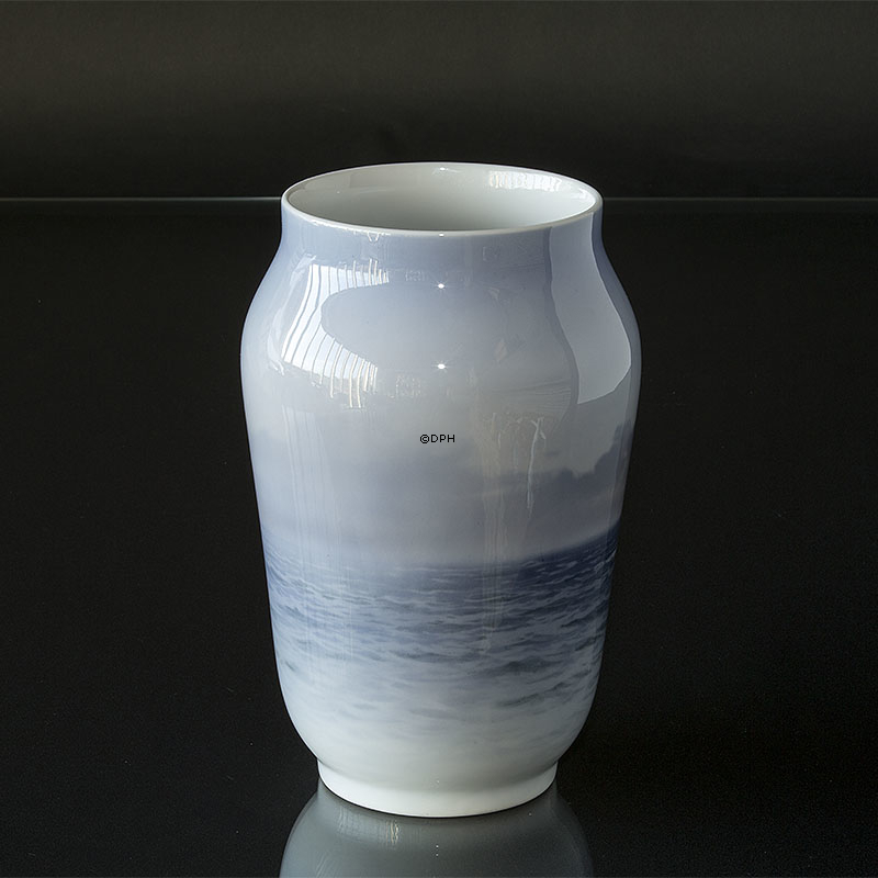 Vase mit Segelschiff, Royal Copenhagen Nr. 2773-1217