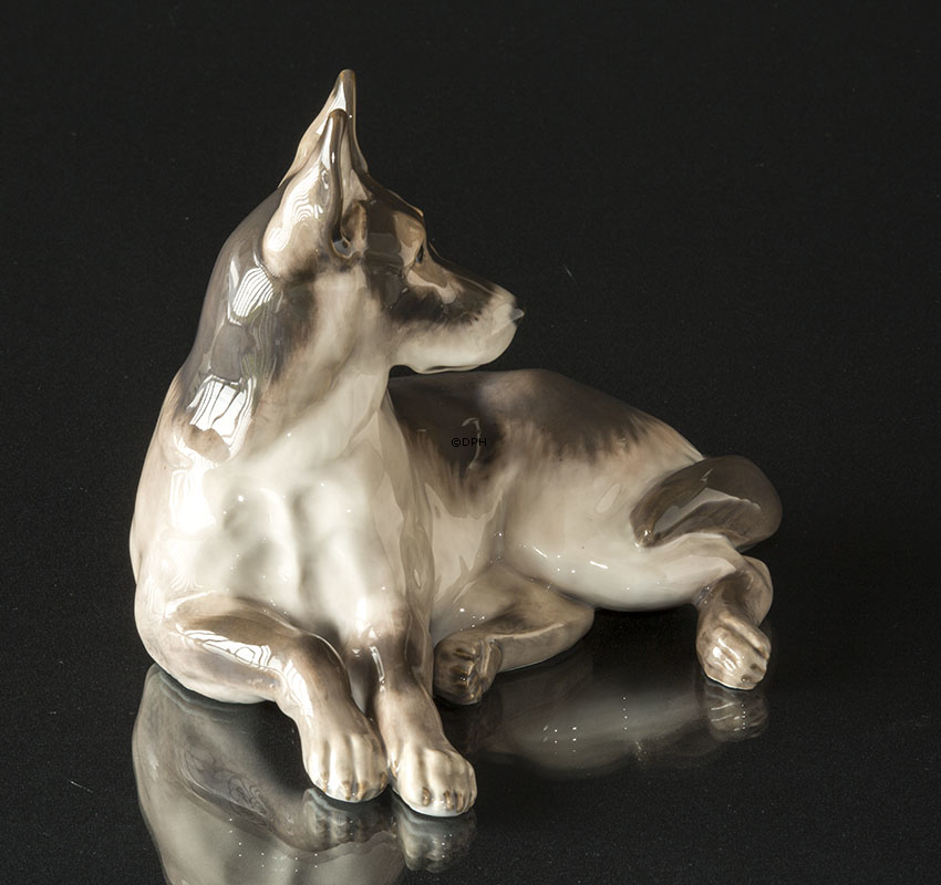 Deutscher Schäferhund, liegend, Große Royal Copenhagen Hundefigur Nr. 2803 (1922-1930)