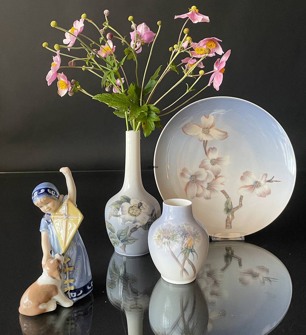 Große Royal Copenhagen Sammelteller, Blüte Nr. 2830-1125