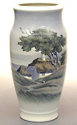 Vase mit Landschaft, Royal Copenhagen Nr. 2857-131