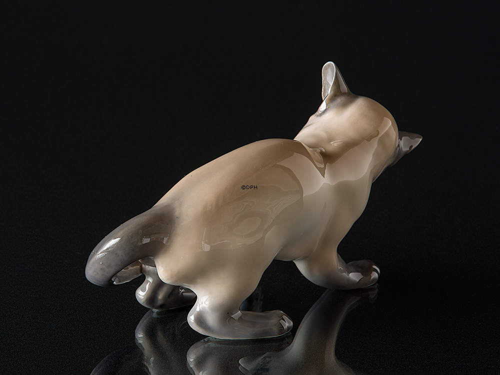 Graue Katze spielt, Royal Copenhagen Figur Nr. 1803 2872