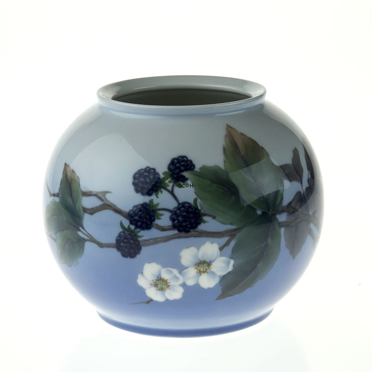Vase mit Brombeeren, Royal Copenhagen Nr. 288-42-6 oder 288-42B