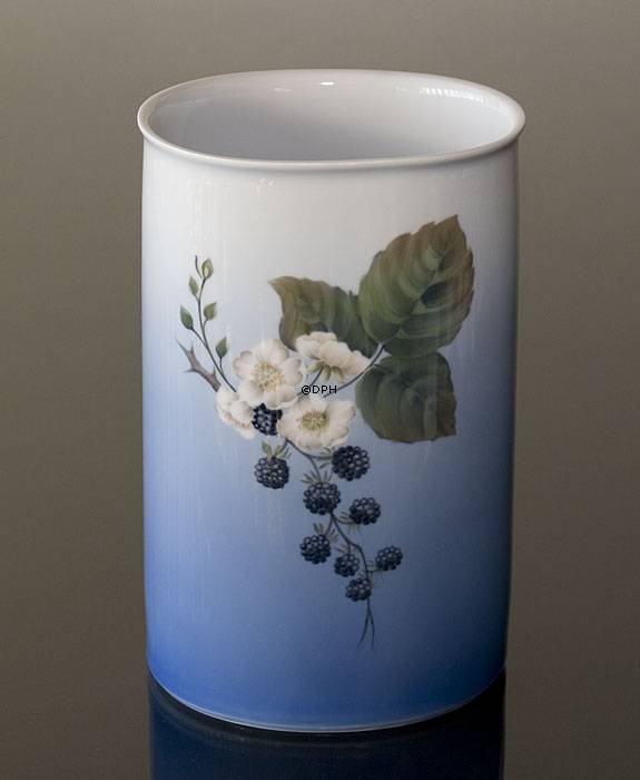 Vase mit Brombeeren, Royal Copenhagen Nr. 288-5402