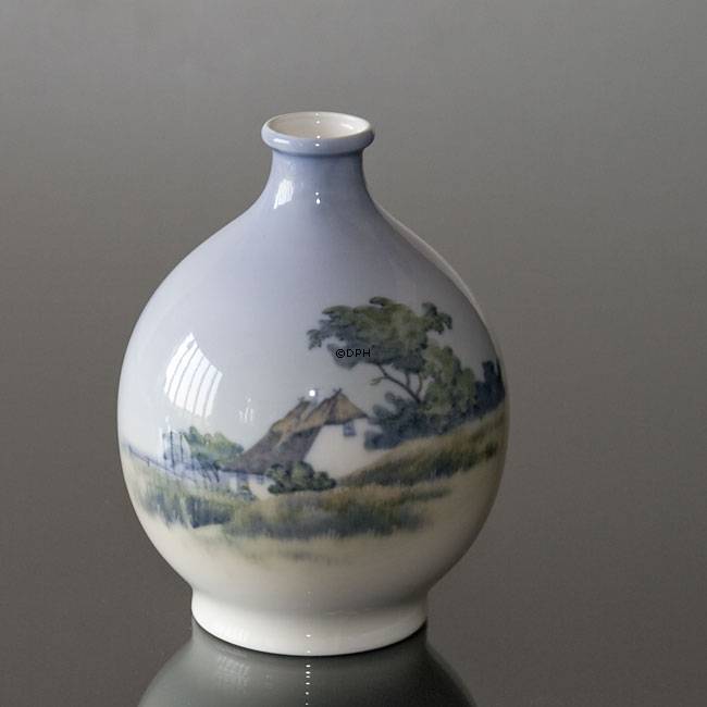 Vase mit Haus, Royal Copenhagen Nr. 2894-1813