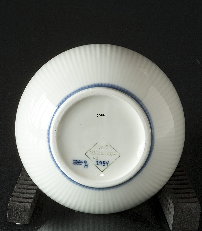 Krug mit Deckel, Royal Copenhagen Nr. 2954 (sehr selten)