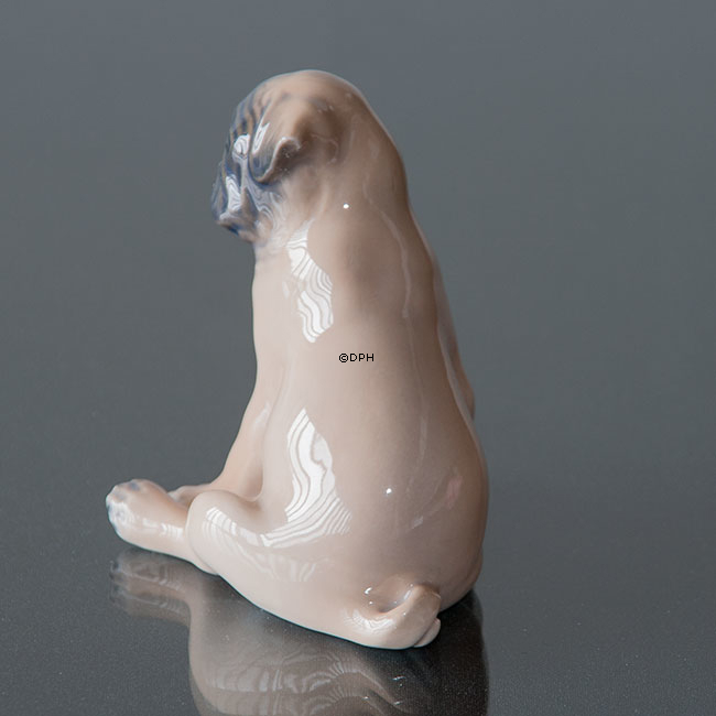 Boxer Welpe sitzt, Royal Copenhagen Hund Figur Nr. 3169