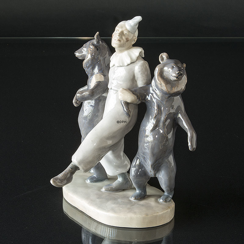 Clown mit tanzenden Bären, sehr seltene Royal Copenhagen Figur Nr. 330 (1894-1922) Carl J. Bonnesen