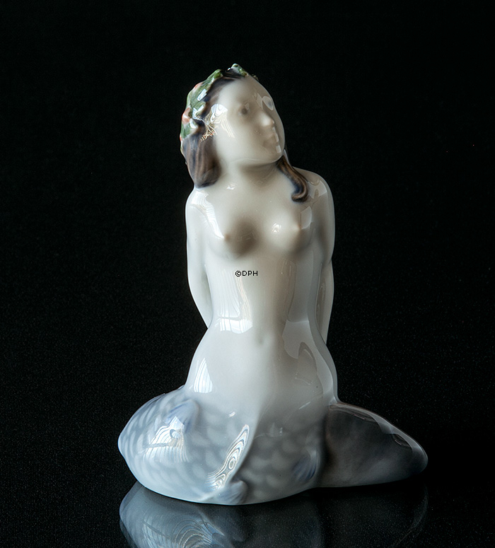 Die kleine Meerjungfrau schaut nach oben, Royal Copenhagen Figur Nr. 3321