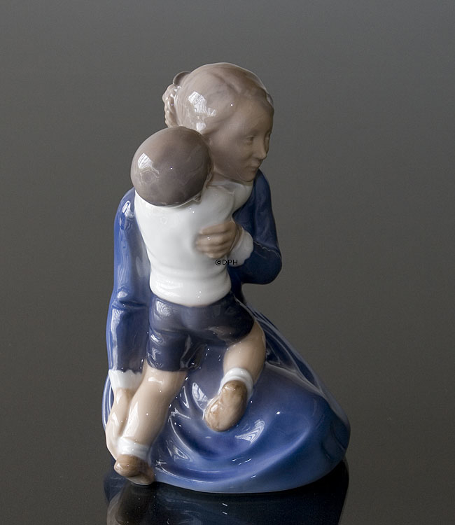 Mutter mit Kind, Royal Copenhagen Figur Nr. 3457