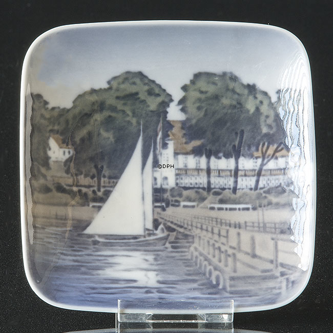 Schale mit Christiansminde in Svendborg, Royal Copenhagen Nr. 3532