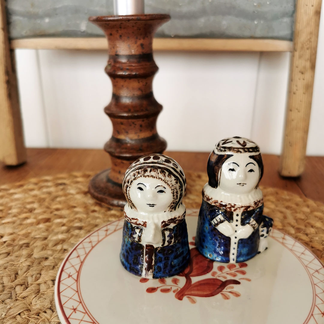 Die Blaue Katze, Royal Copenhagen Fayence Figur Nr. 325-3654