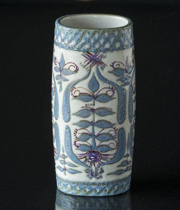 Fayencevase von Marianne Johanson, Royal Copenhagen No. 412-2883