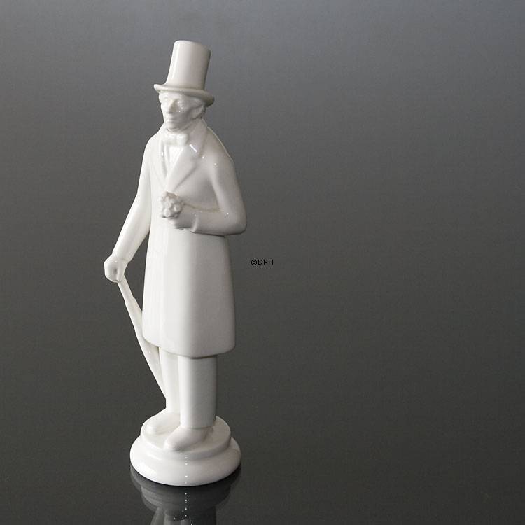 Hans Christian Andersen steht mit Blumenstrauß, weisse Royal Copenhagen Figur Nr. 4216