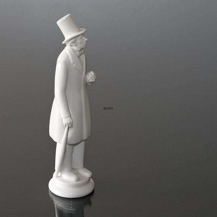 Hans Christian Andersen steht mit Blumenstrauß, weisse Royal Copenhagen Figur Nr. 4216