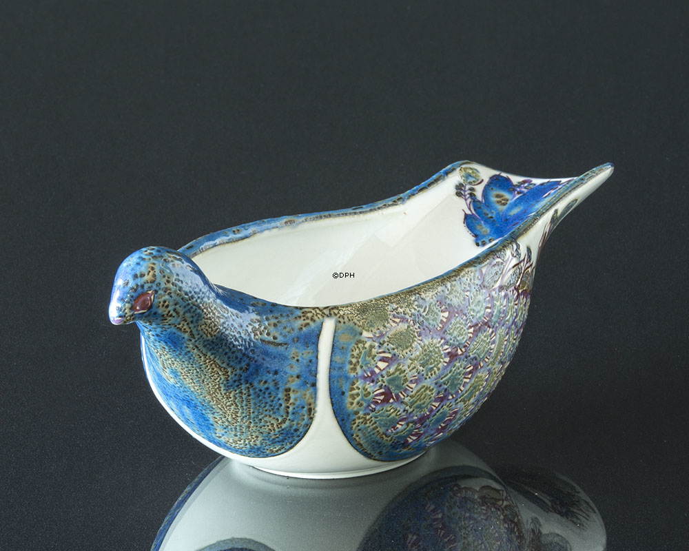 Taube Schale Tenera.  Entworfen von Berte Jessen, Royal Copenhagen Nr. 431-2749