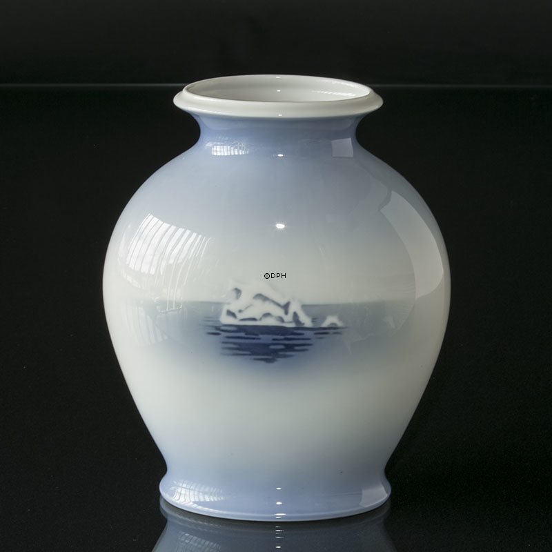 Vase mit Eisbär, Royal Copenhagen, Inschrift Thomas Ths. Sabroe & Co. Nr. 4351
