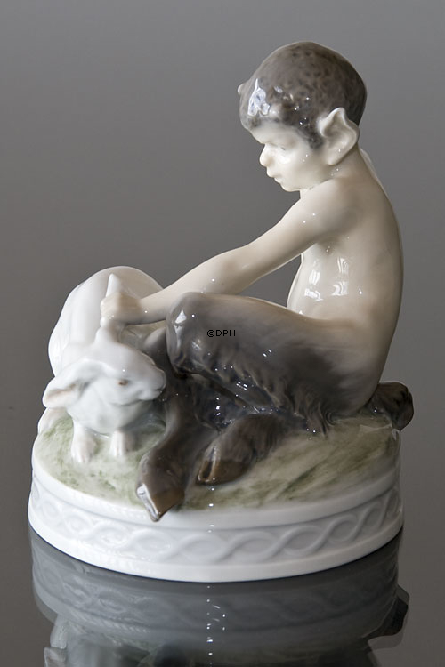 Satyr mit Kaninchen, Royal Copenhagen Figur Nr. 439