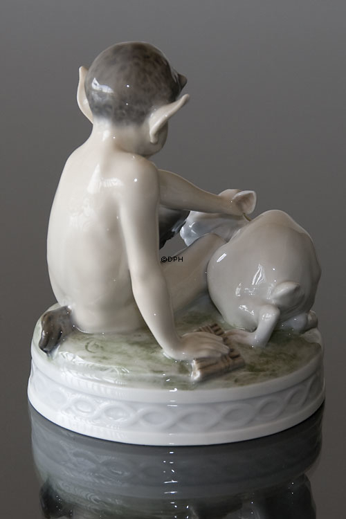 Satyr mit Kaninchen, Royal Copenhagen Figur Nr. 439